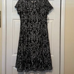 Embroidered Soutache Floral Lace Illusion Round Neck, cocktail dress, size 16